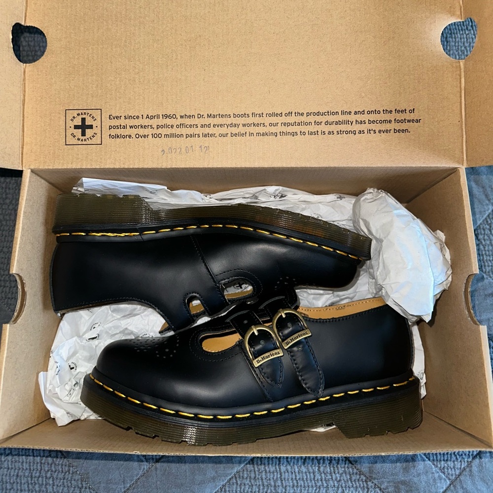 Women’s Dr. Martens 8065 Mary Jane’s